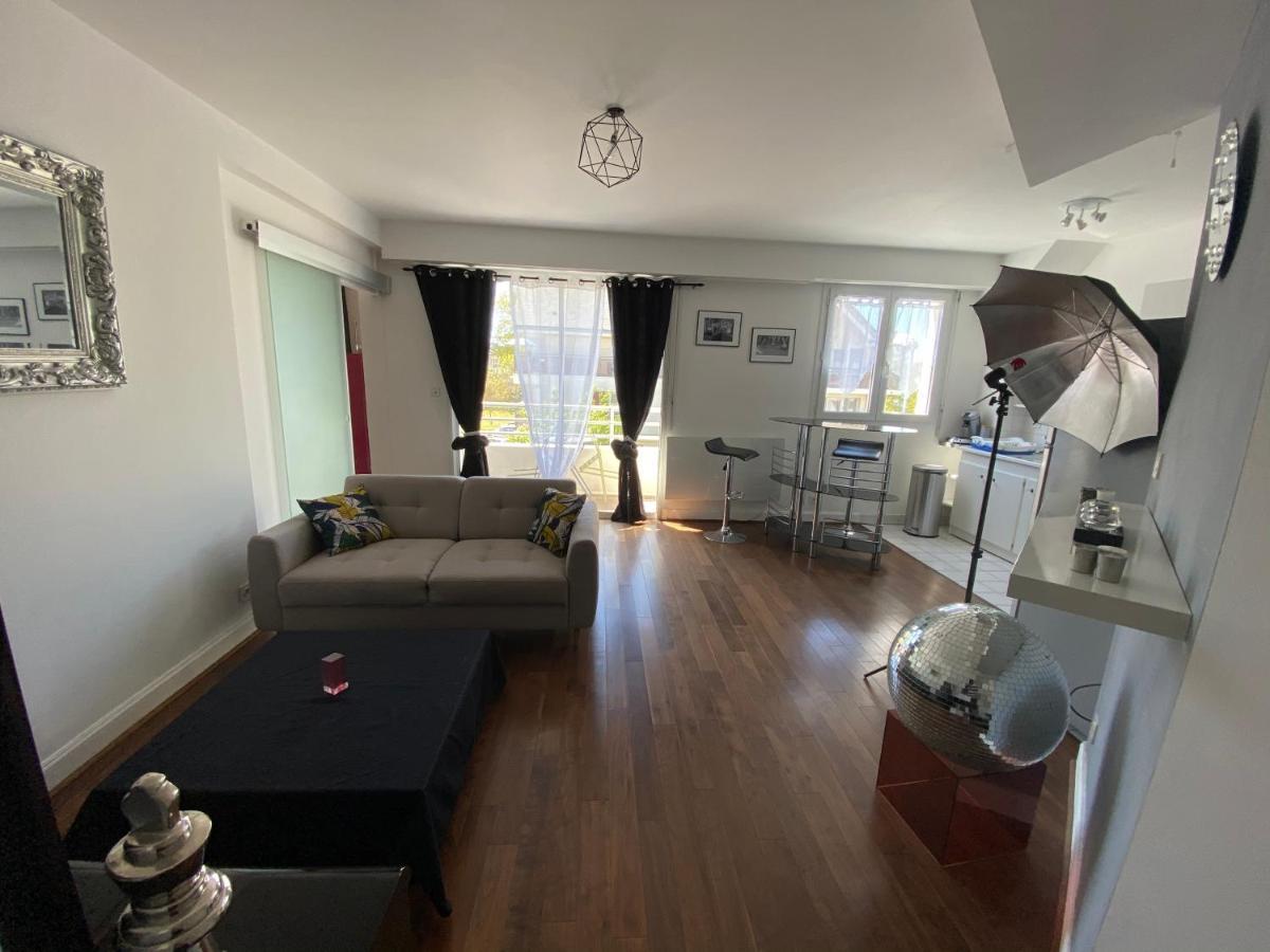 סנט-אברטין Charmant Appartement En Bord De Cher מראה חיצוני תמונה